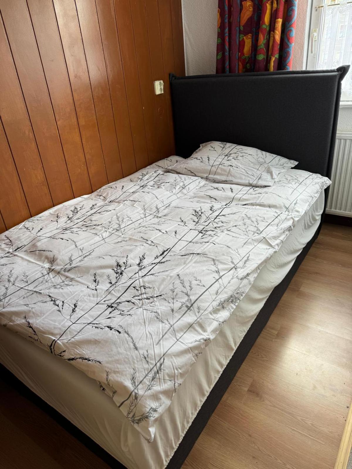 Ferienwohnung In Stadtroda エクステリア 写真