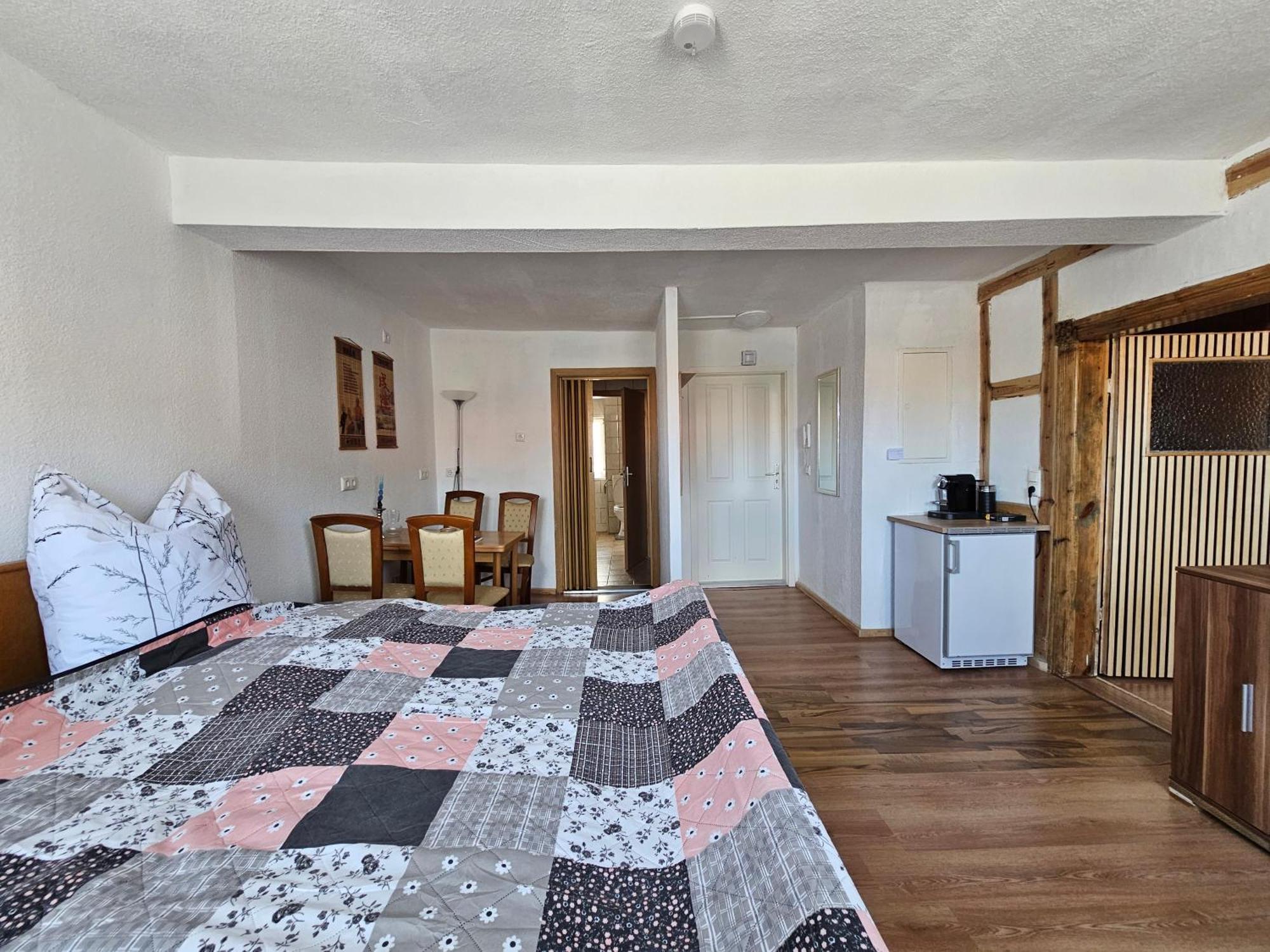 Ferienwohnung In Stadtroda エクステリア 写真